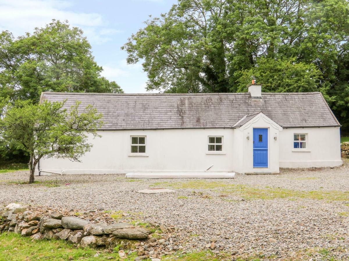 The Old White Cottage Shillelagh Esterno foto